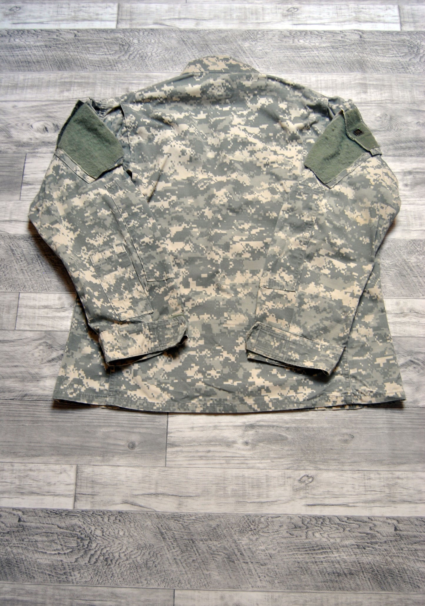 Chaqueta de combate camuflaje Us Army. Talla M . Segunda Mano