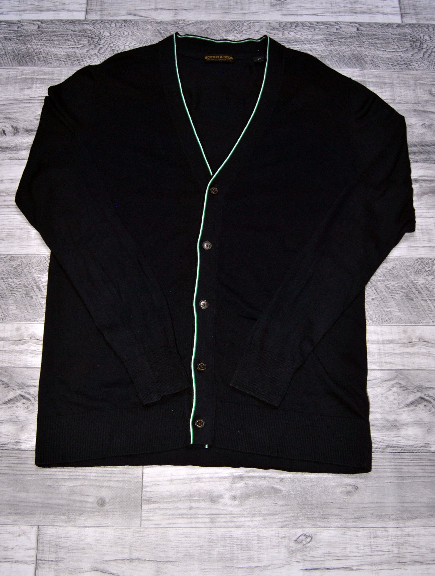 Jersey Cardigan Scotch& Soda de color negro. Talla L. Segunda mano