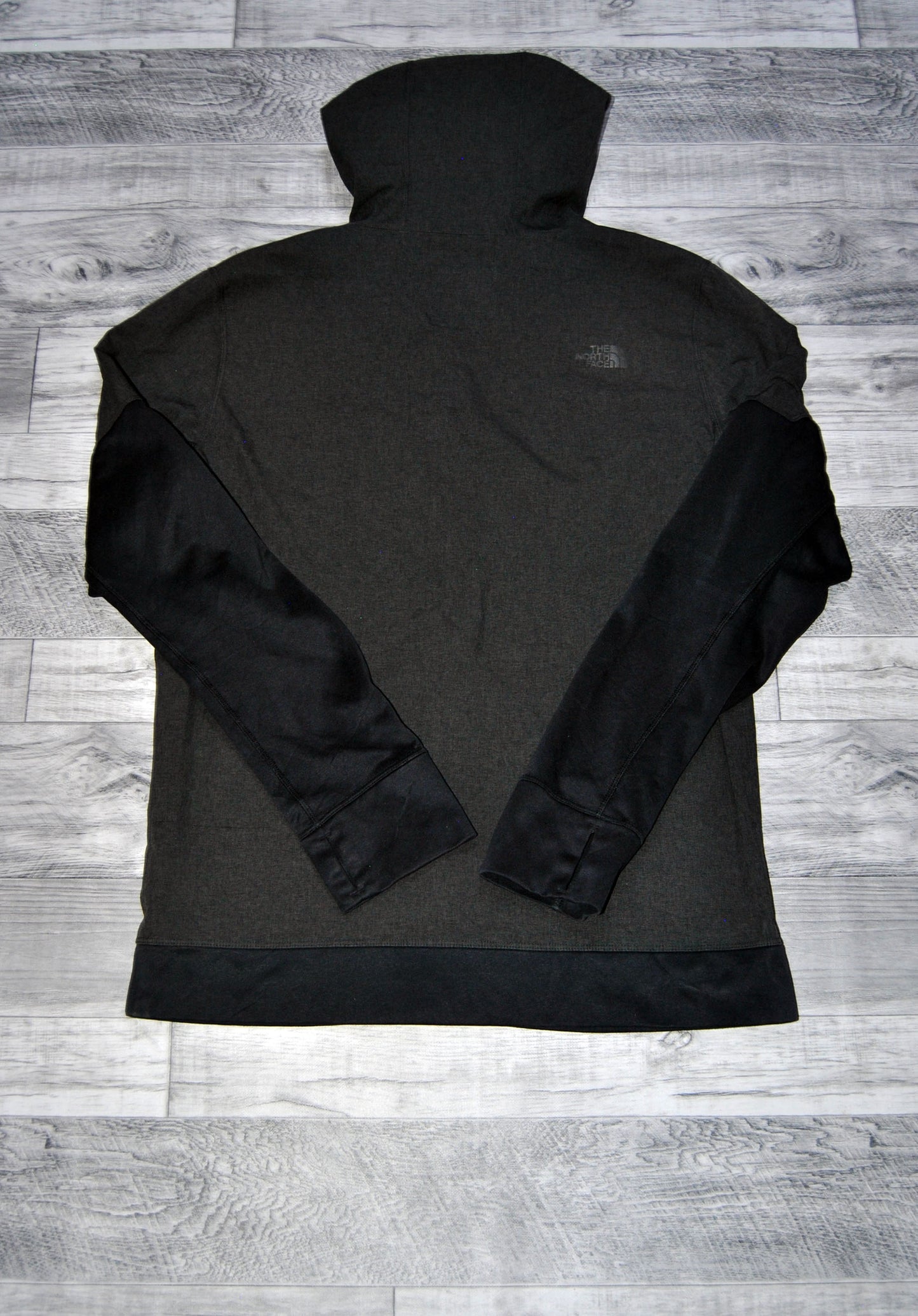 Chaqueta The North Face de color gris. Talla M. Segunda Mano