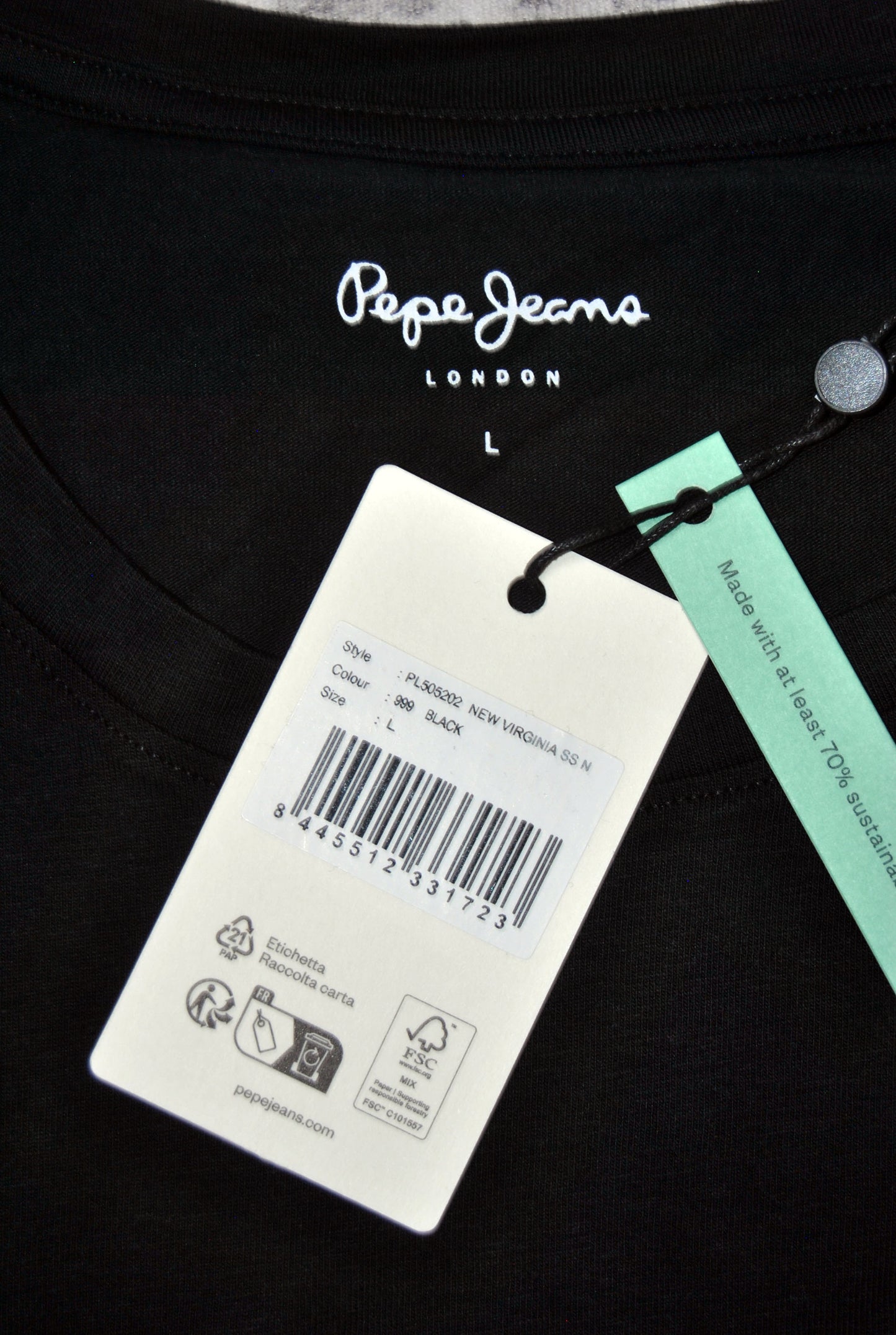 Camiseta Pepe Jeans de color negro con estampado. Talla L.