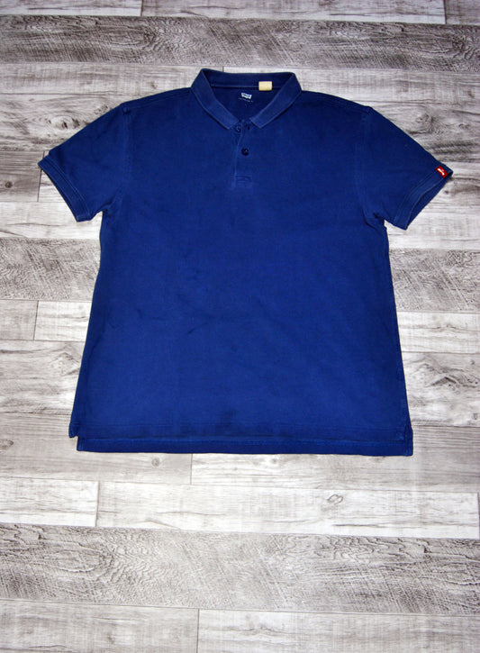 Polo Levis de color azul. Talla L. Segunda Mano