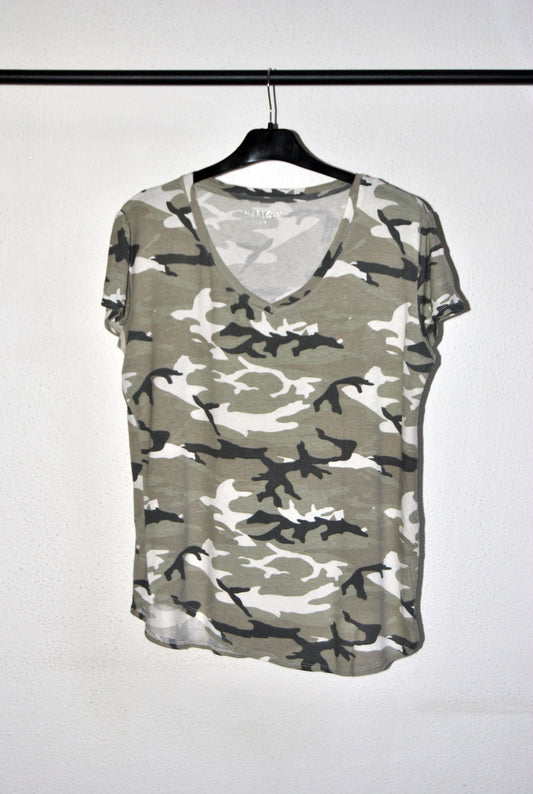 Camiseta militar Harlow de mujer de color verde militar. Talla S.