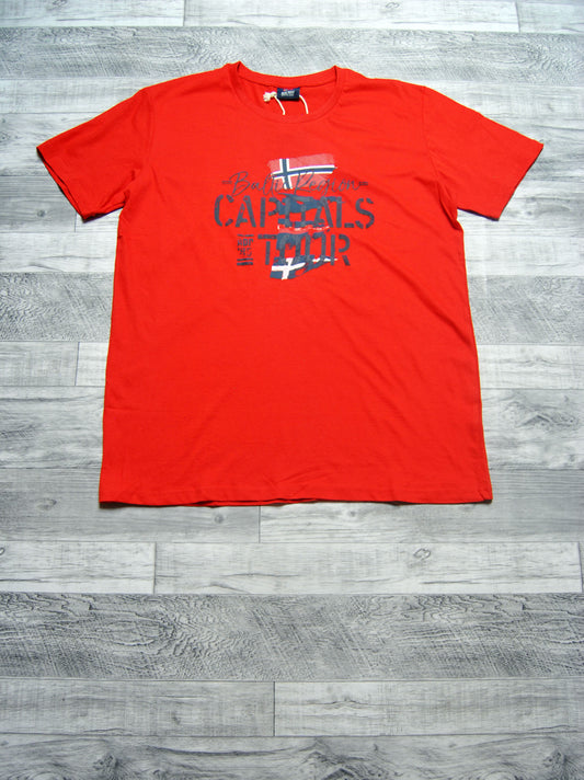 Camiseta Norway de color rojo con estampado..