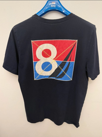 Camiseta Nautica Azul Marino . Talla L. Segunda mano